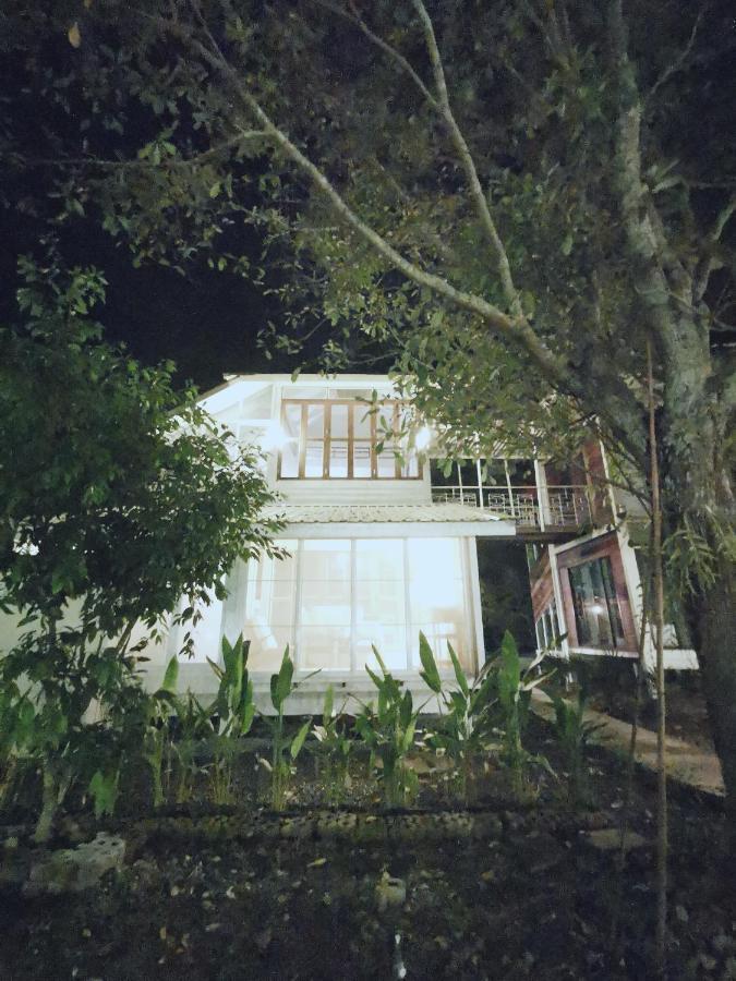 Baangaimuan Bed and Breakfast Lamphun Buitenkant foto