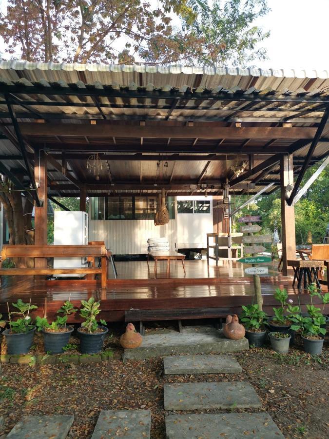 Baangaimuan Bed and Breakfast Lamphun Buitenkant foto