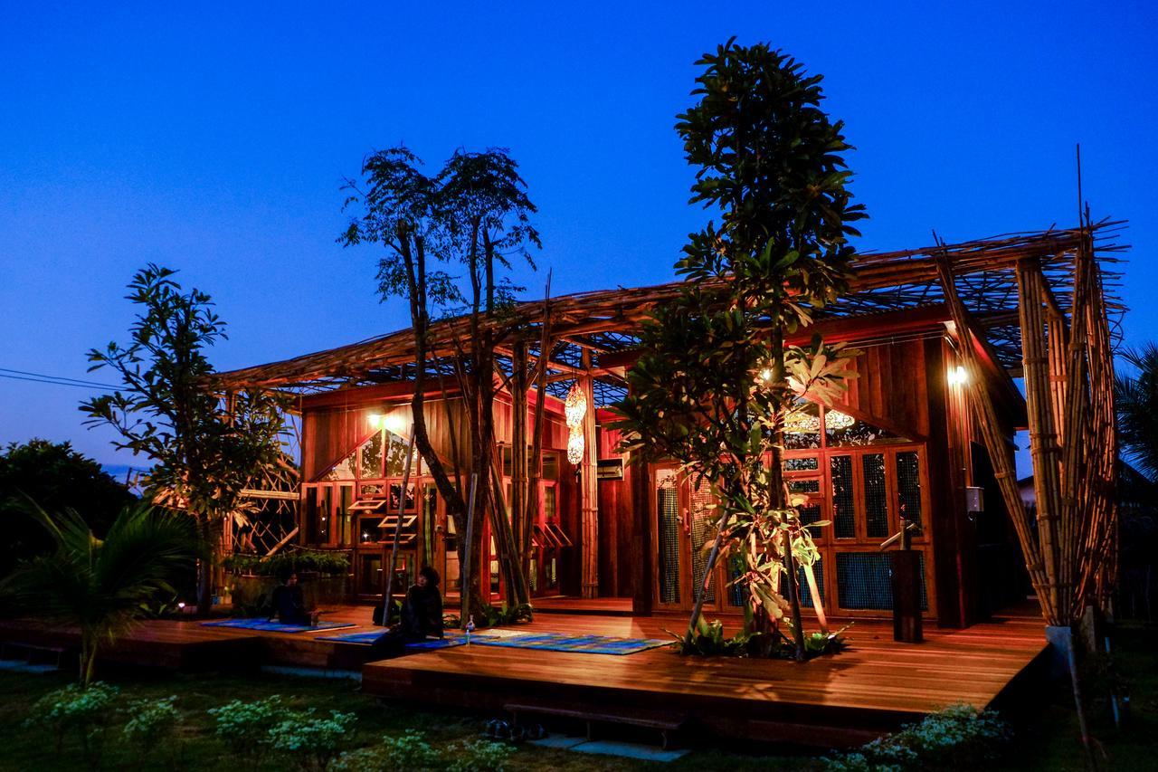 Baangaimuan Bed and Breakfast Lamphun Buitenkant foto